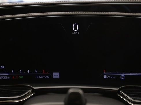 Used 2022 Cadillac Escalade ESV Sport image 25