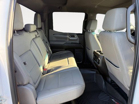 Used 2022 Chevrolet Silverado 1500 LTZ image 18