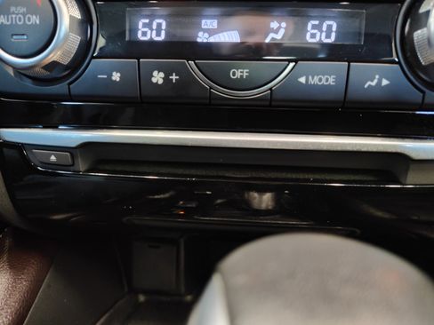 Used 2016 MAZDA MAZDA6 Grand Touring w/ GT Technology Package FWD image 34