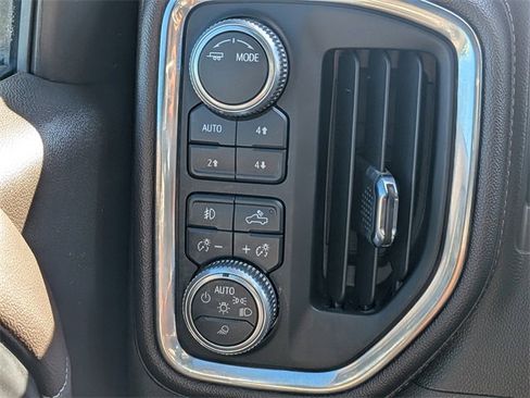 Used 2020 GMC Sierra 1500 SLT w/ SLT Premium Plus Package image 26