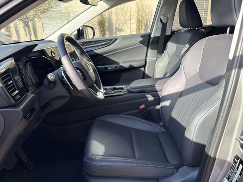 Used 2025 Lexus NX 350 AWD w/ Cold Area Package image 16