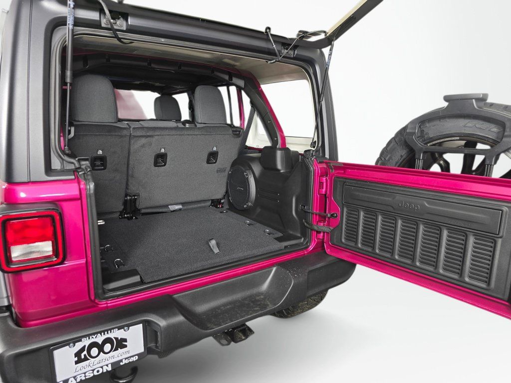 New 2026 Jeep Wrangler Unlimited Sport AWD/4WD image 17