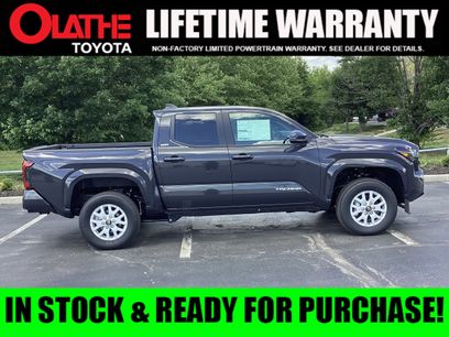New 2025 Toyota Tacoma SR5