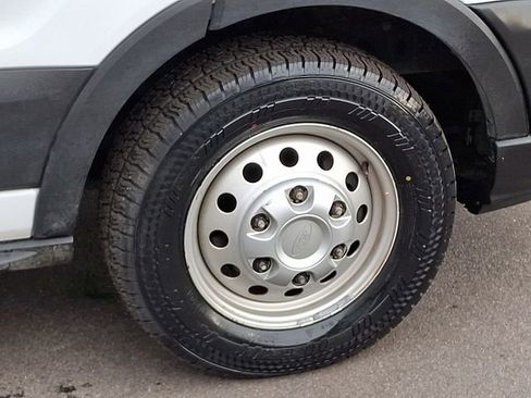 Used 2023 Ford Transit 250 Medium Roof AWD image 11