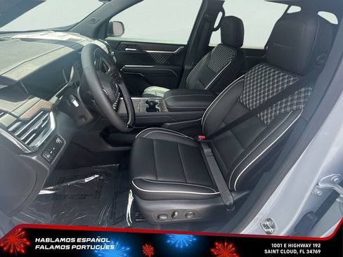 New 2026 GMC Acadia Denali w/ Super Cruise Package FWD image 12