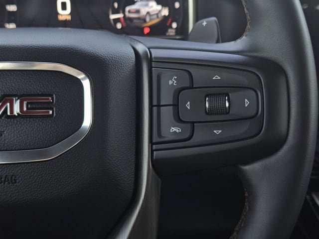 Used 2024 GMC Sierra 1500 AT4 w/ Technology Package AWD/4WD image 30