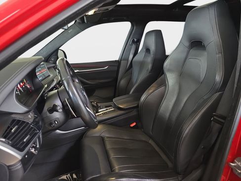 Used 2018 BMW X5 M image 17