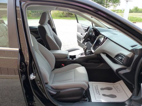 Used 2022 Subaru Legacy Premium AWD/4WD image 42