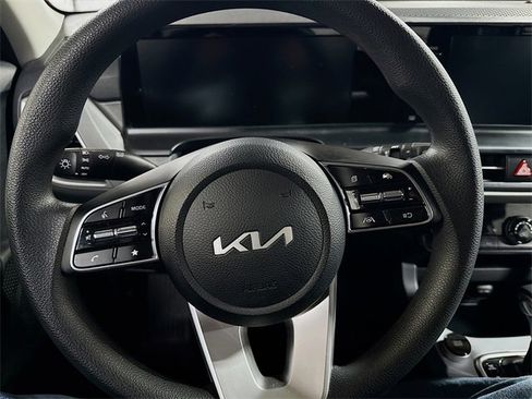 Used 2024 Kia Seltos LX image 18