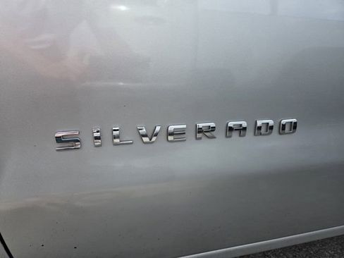 Used 2015 Chevrolet Silverado 1500 W/T RWD image 5