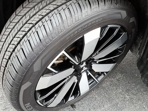 Used 2025 Mitsubishi Outlander SE FWD image 10