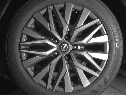 Used 2025 Nissan Altima 2.5 SV image 14