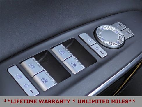 Used 2025 Genesis GV70 2.5T image 28