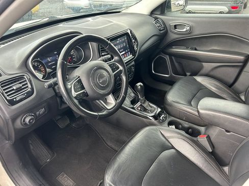 Used 2018 Jeep Compass Limited w/ Safe & Security Group AWD/4WD image 25