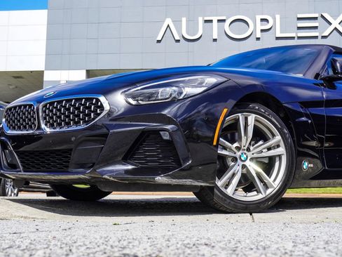 Used 2020 BMW Z4 sDrive30i w/ Executive Package RWD image 2