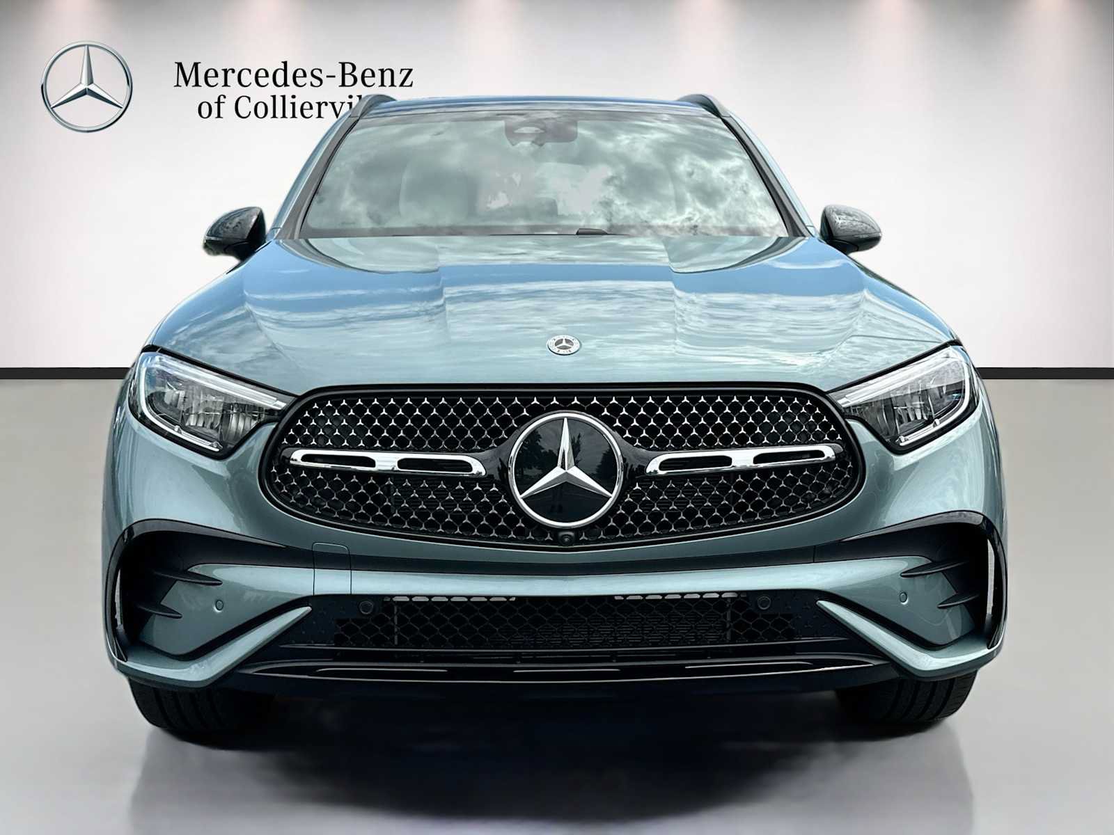 Used 2026 Mercedes-Benz GLC 300 image 2