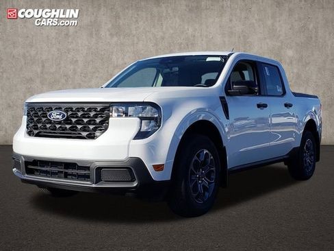 New 2025 Ford Maverick XLT w/ Equipment Group 301A image 3