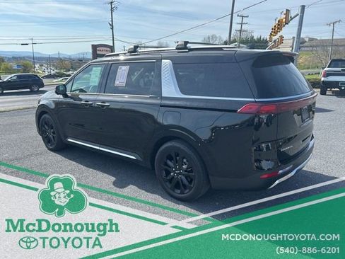 Used 2024 Kia Carnival SX FWD image 6