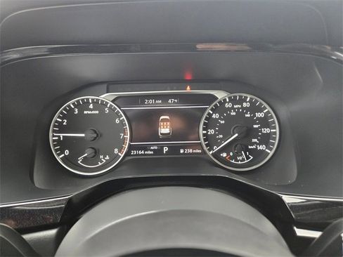 Used 2022 Nissan Pathfinder SV image 25