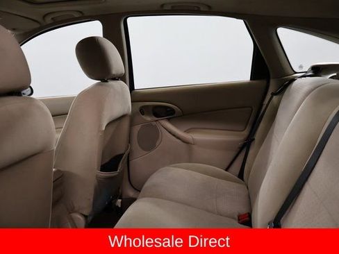 Used 2004 Ford Focus ZX5 image 27