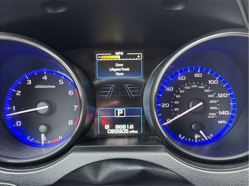 Used 2015 Subaru Outback 2.5i Limited AWD/4WD image 15