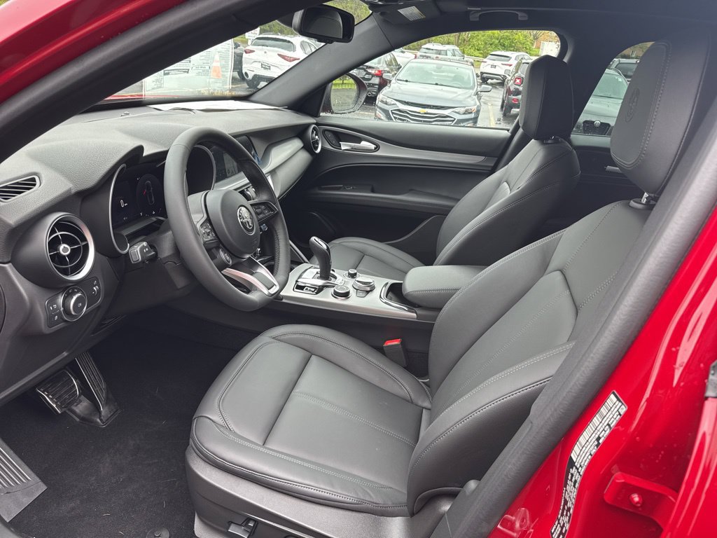 New 2026 Alfa Romeo Stelvio Sprint AWD/4WD image 11