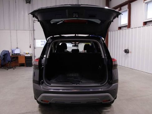 Used 2023 Nissan Rogue SV image 19
