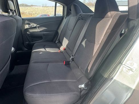 Used 2013 Chrysler 200 Touring FWD image 19