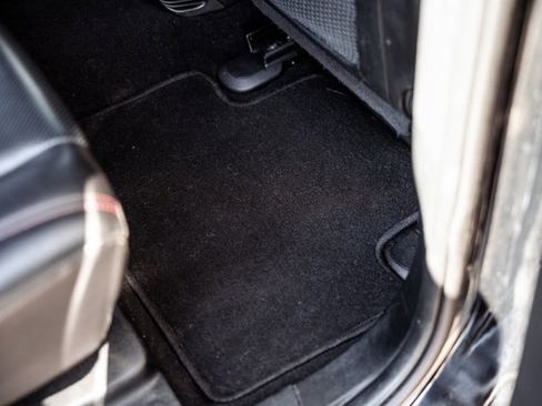 Used 2024 Dodge Durango GT image 34