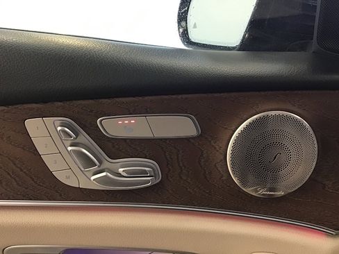 Used 2022 Mercedes-Benz E 350 4MATIC Sedan w/ AMG Line Exterior image 31