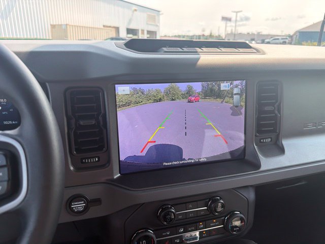 Used 2024 Ford Bronco Everglades AWD/4WD image 25