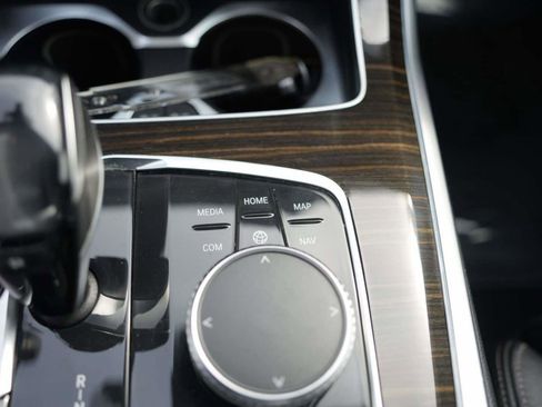 Used 2019 BMW X7 xDrive40i w/ Premium Package image 28