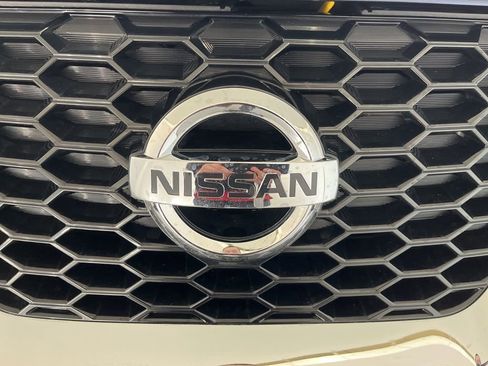 Used 2019 Nissan Murano SV image 36