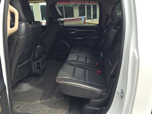 Used 2019 RAM 1500 Laramie AWD/4WD image 6