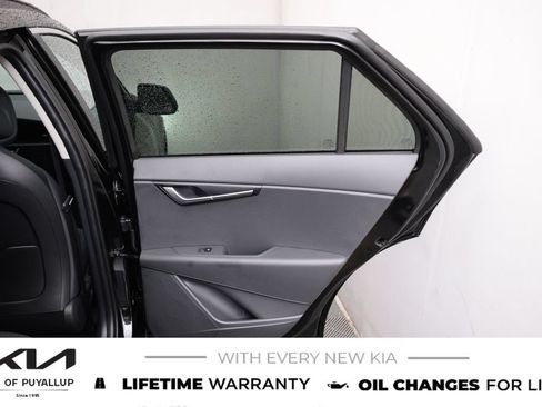 New 2026 Kia Niro LX FWD image 13