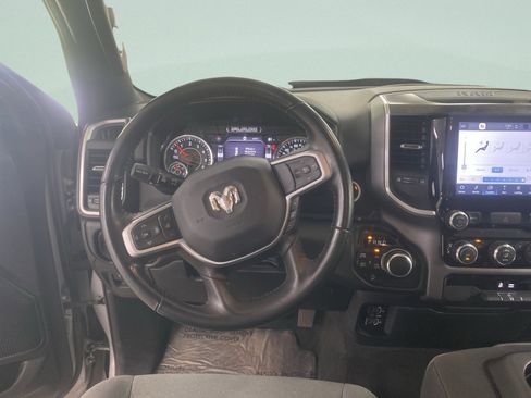 Used 2022 RAM 1500 Big Horn AWD/4WD image 16