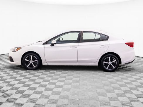 Used 2023 Subaru Impreza 2.0i Premium AWD/4WD image 2