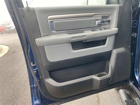 Used 2019 RAM 1500 Classic Warlock w/ Electronics Group image 16