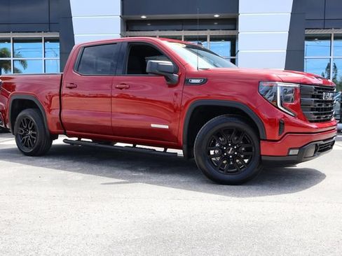 Used 2023 GMC Sierra 1500 Elevation w/ Preferred Package RWD image 3