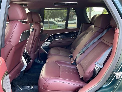 New 2026 Land Rover Range Rover Autobiography AWD/4WD image 17