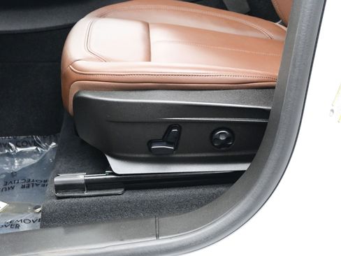 Used 2024 Alfa Romeo Stelvio Ti w/ Active Assist Plus Package image 12