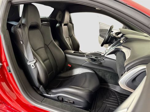 Used 2017 Acura NSX AWD/4WD image 27