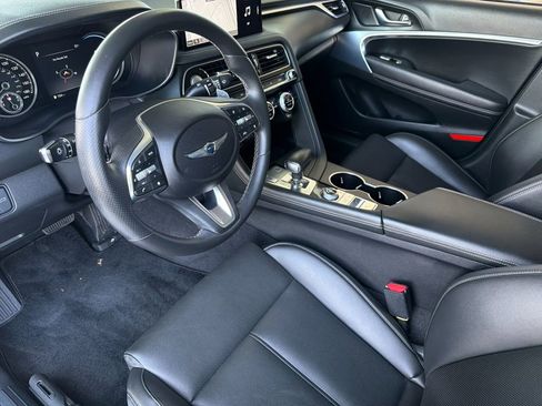 Used 2023 Genesis G70 2.0T RWD image 11