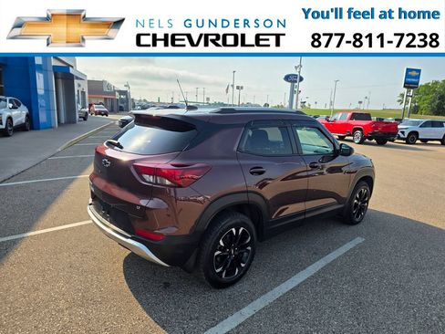 Used 2022 Chevrolet TrailBlazer LT w/ Convenience Package AWD/4WD image 7