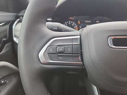 Used 2025 Jeep Compass Limited AWD/4WD image 11