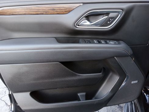 Used 2023 Chevrolet Tahoe Premier image 8