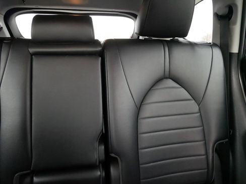 Certified 2022 Toyota Highlander XLE image 14