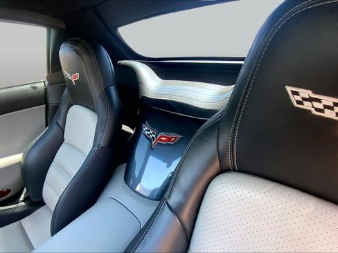 Used 2011 Chevrolet Corvette Grand Sport w/ Preferred Equipment Group RWD image 20