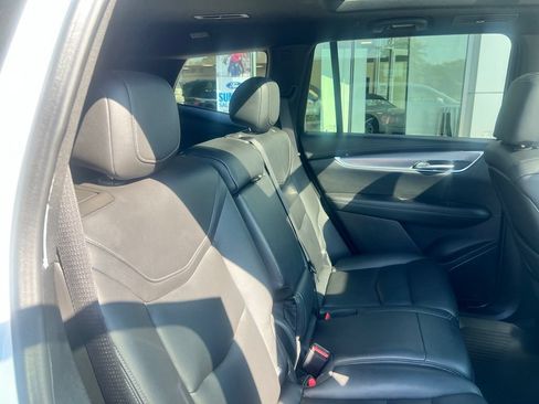 Used 2023 Cadillac XT6 Luxury AWD/4WD image 29