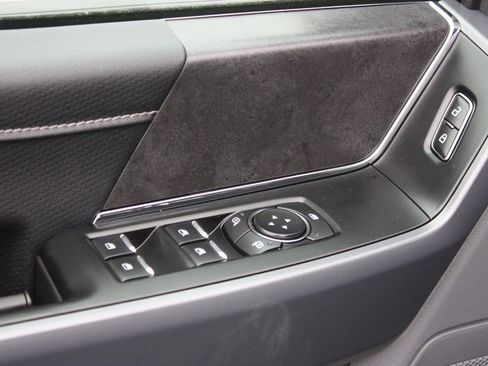 Used 2025 Ford F150 XLT w/ Equipment Group 301A Standard image 11